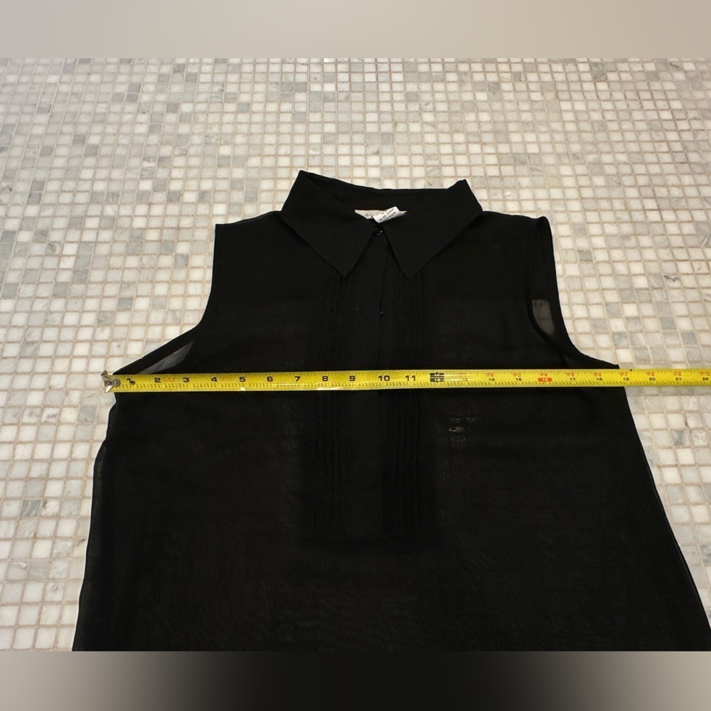 Black Sleeveless Sheer Long Shirt with Collar - Picture 4 of 5